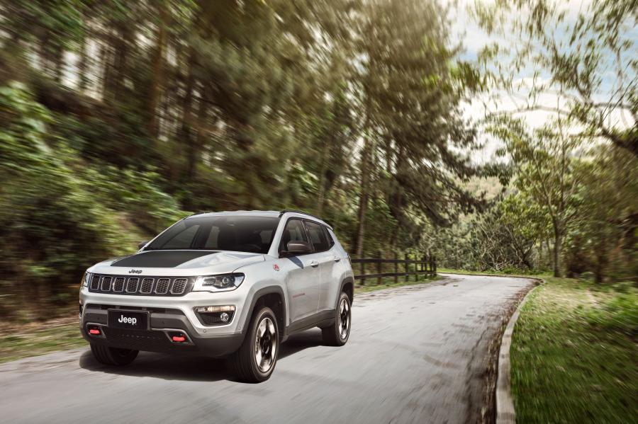  Jeep Compass Trailhawk 2016 года  (LA) (фото 12 из 27)